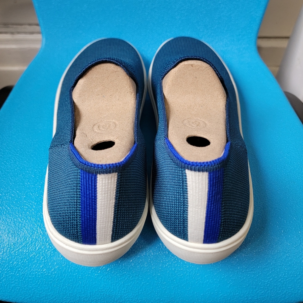 Rothys deep teal size 8.5 woman slip on sneakers - Picture 3 of 7